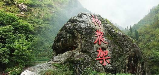 救援男孩毕业生